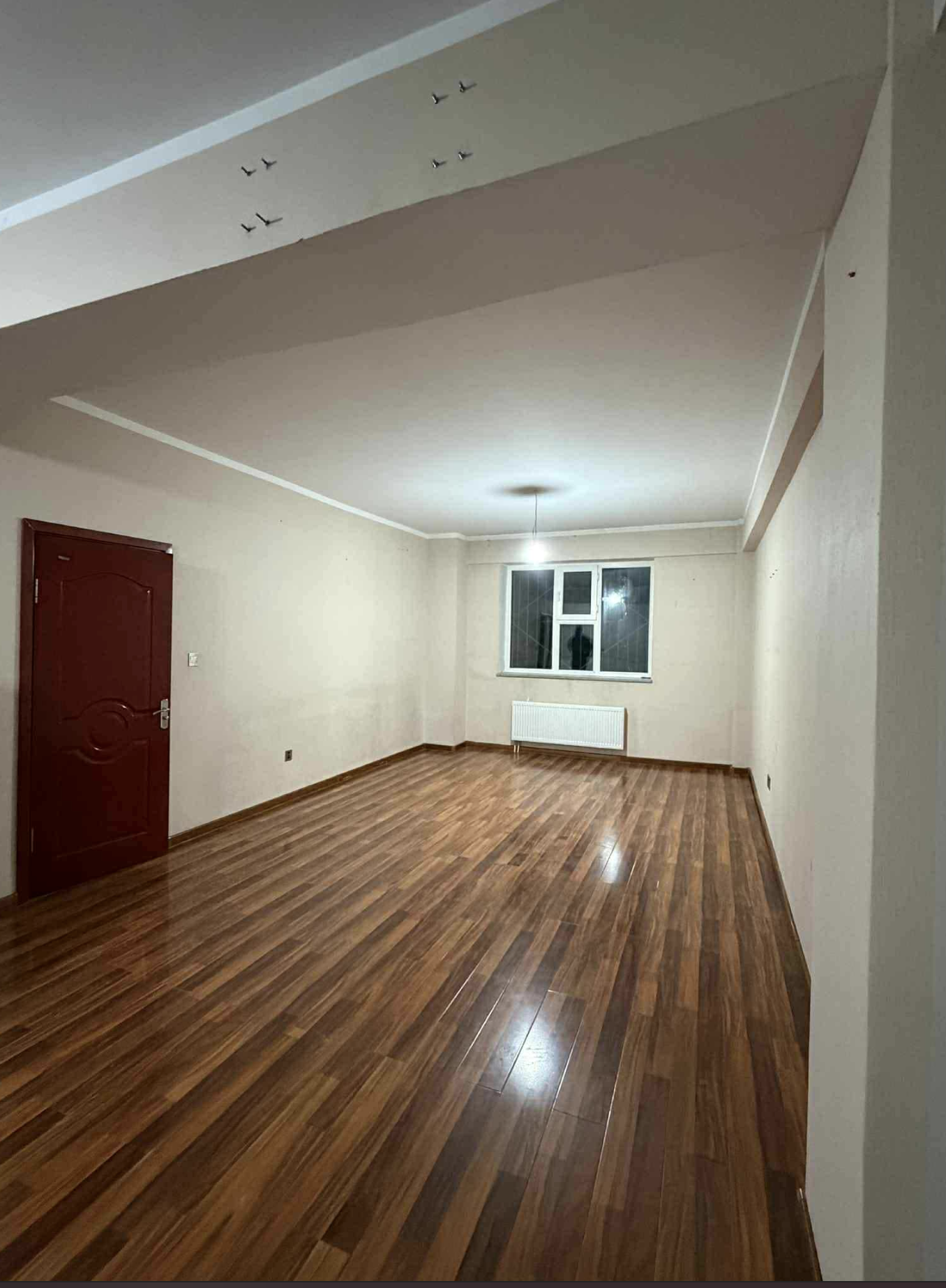 Өмнө - AI интерьер дизайн жишээ, ReHome Today